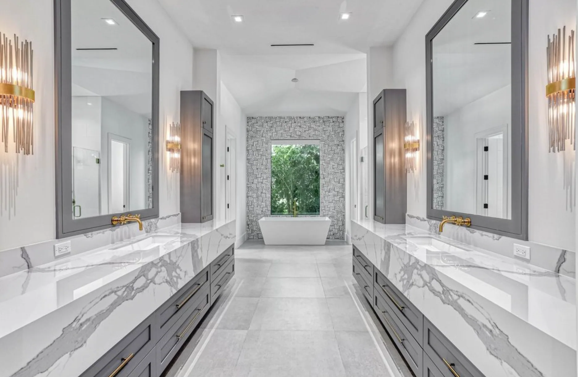Bay Village, primary bath