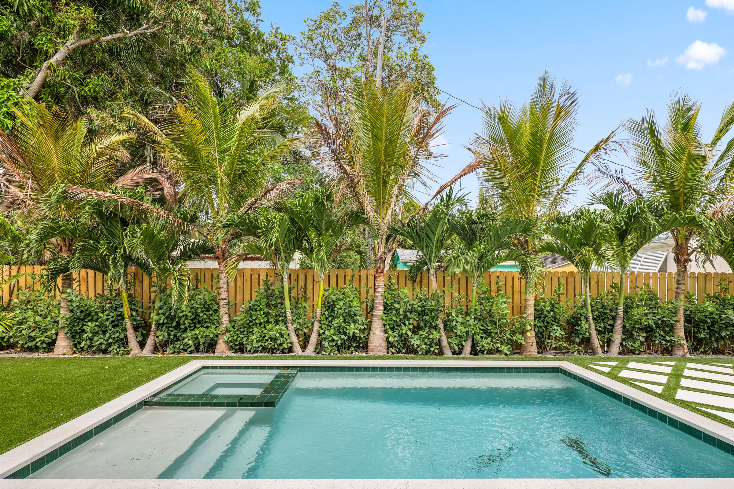 309 Greymon Drive, pool