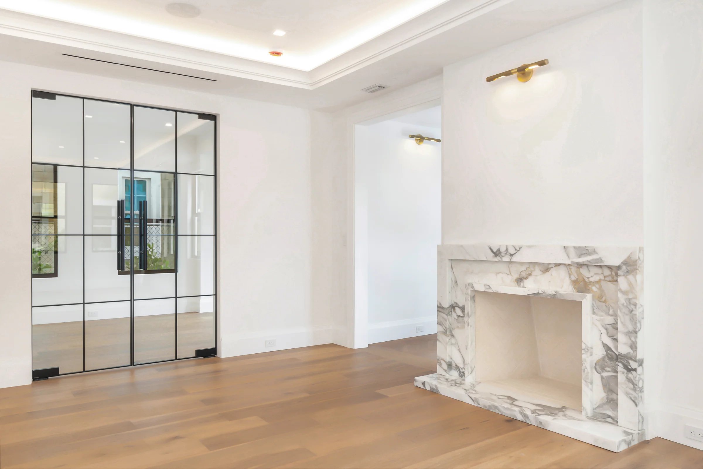 317 Greymon Drive, sitting room