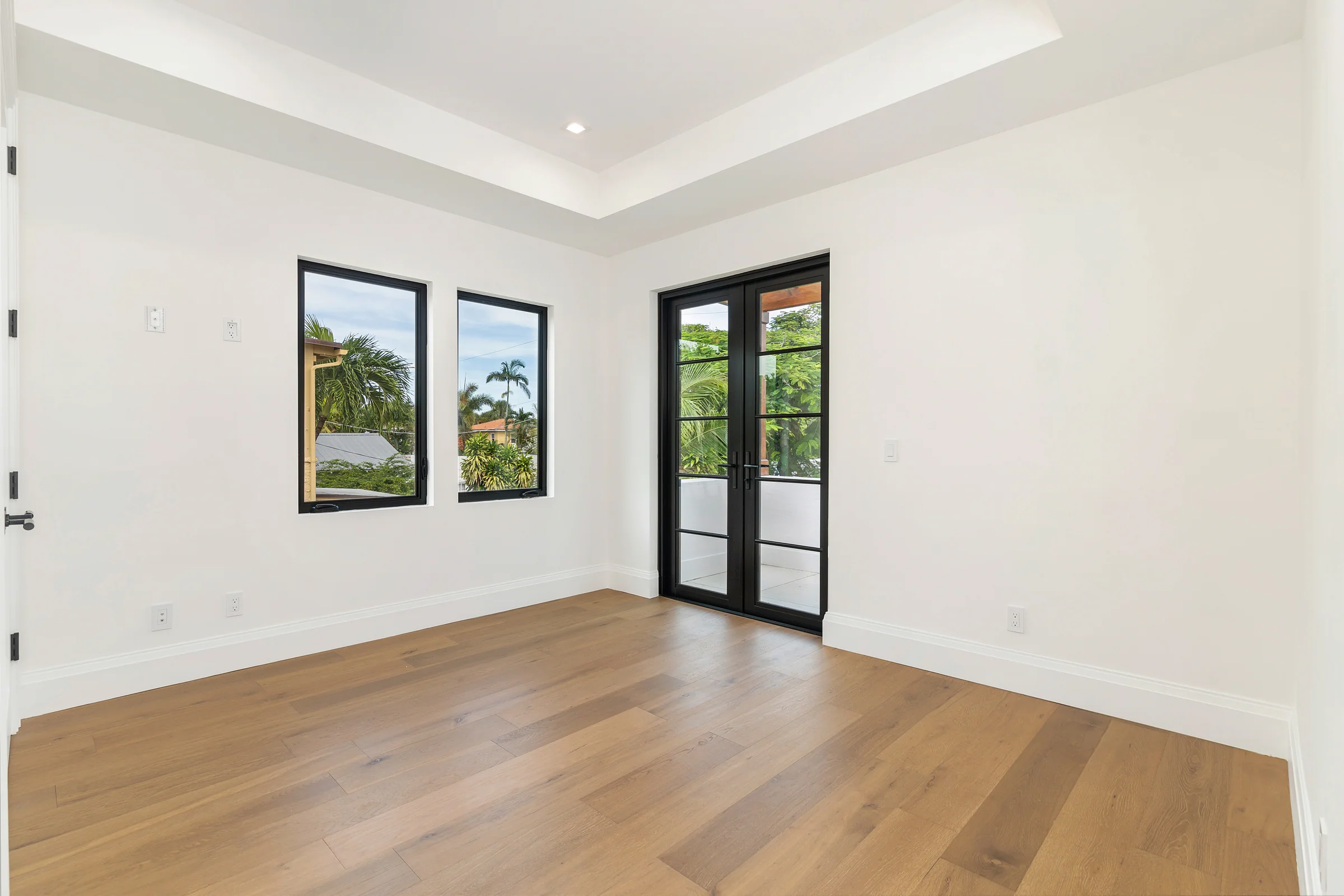 317 Greymon Drive, guest bedroom